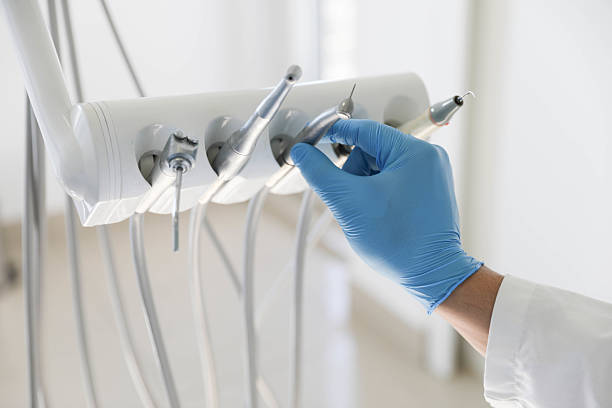 Professional Emergency Dentist technician working in Oakley, KS